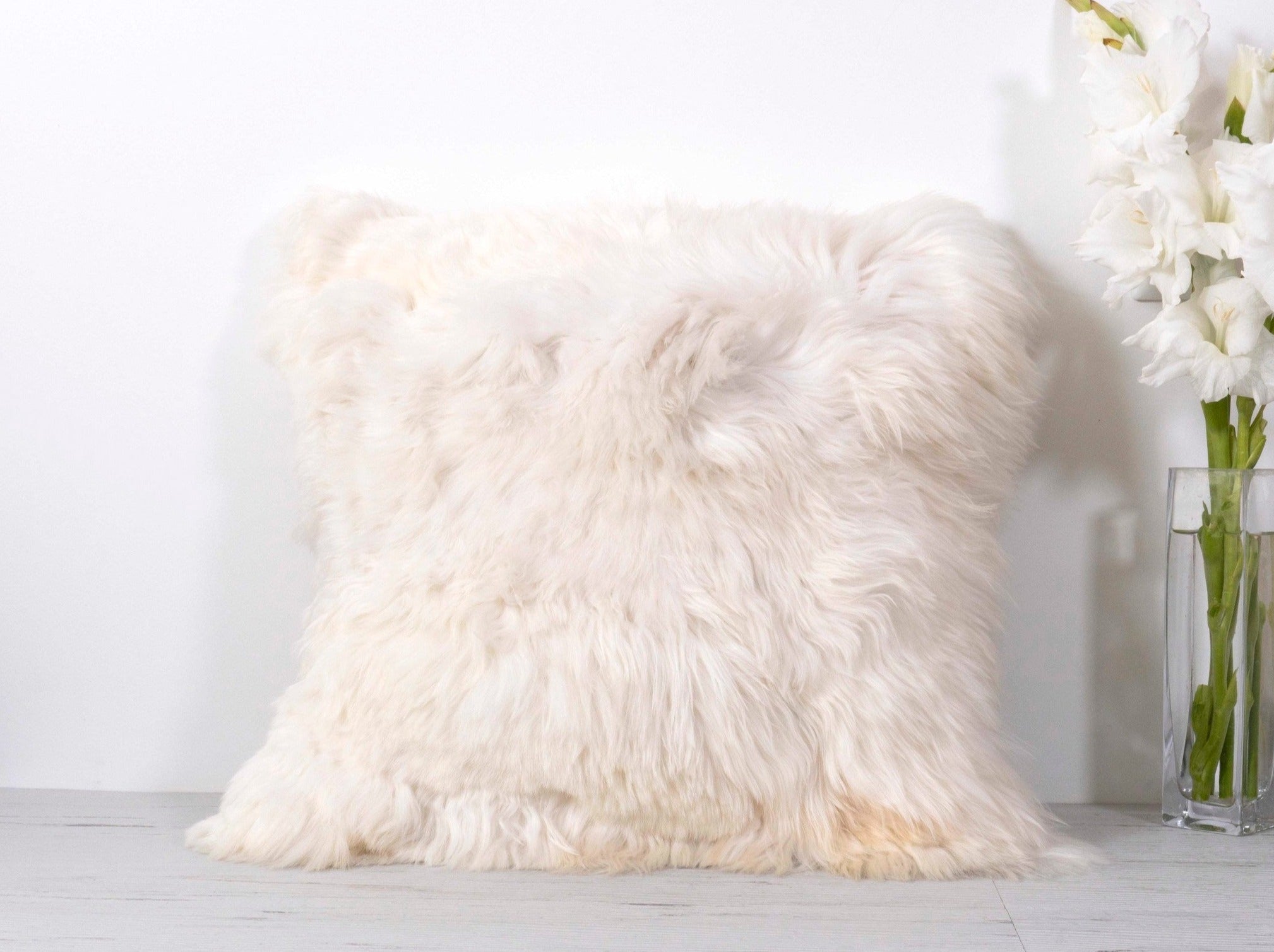 Authentic Alpaca Fur Pillow Cover White Cozy Fluffy Soft Snug Wool Cushion  Cover Luxury Bohemian Neutral Couch Sofa Bed Throw Pillow Boucle 